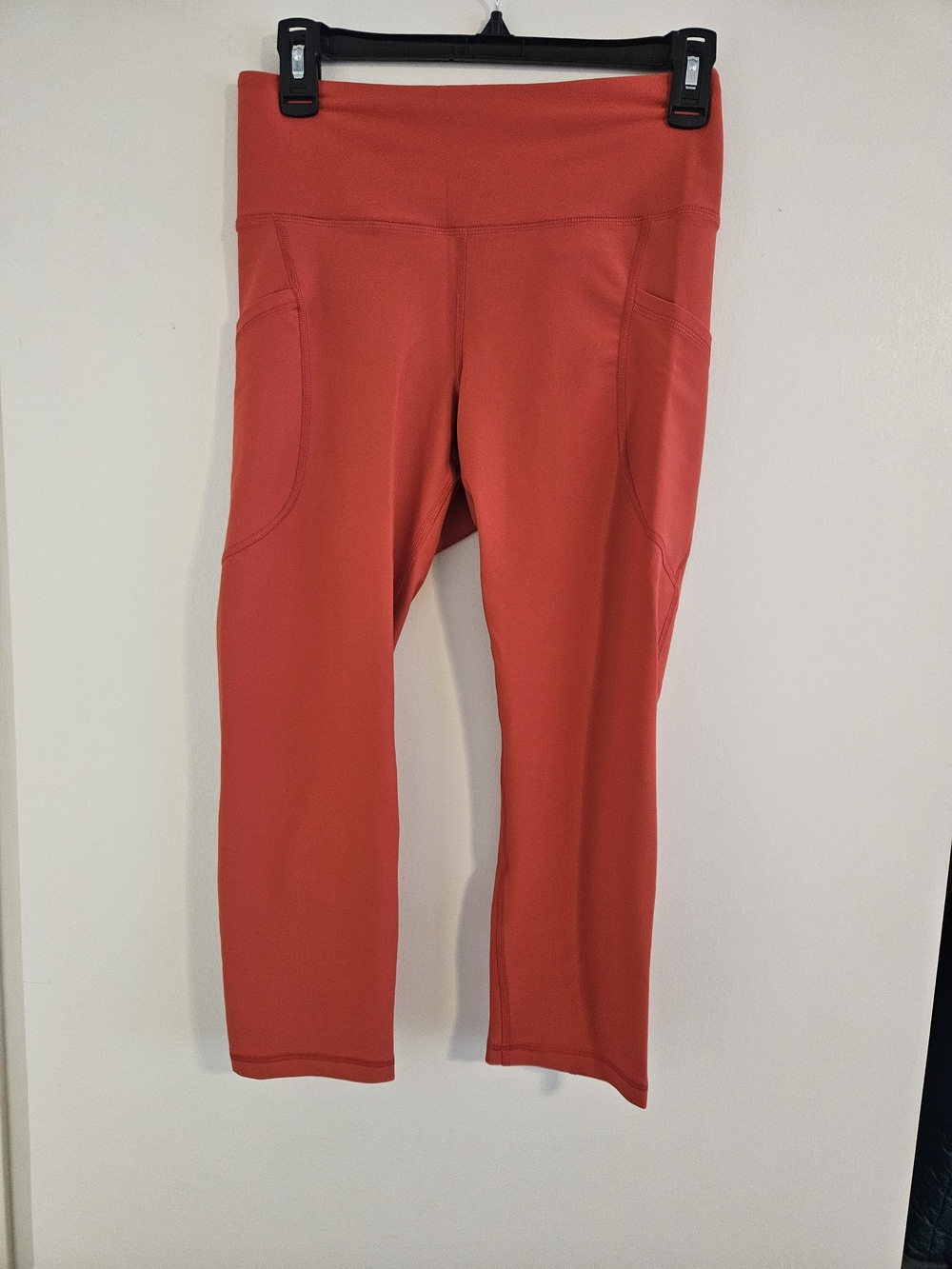 Old Navy Powersoft Capri Leggings